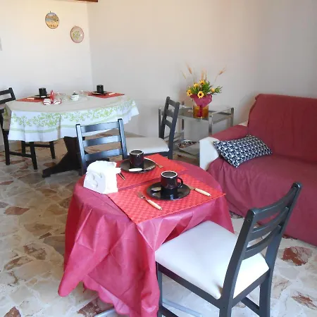 Amuni' Bed & Breakfast Syracuse