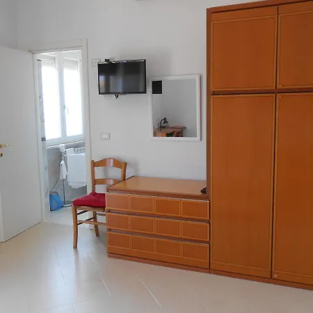 Oda ve Kahvaltı Amuni' Siraküza